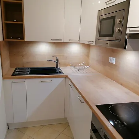 Apartment Erdgeschosswohnung Mit Terrasse Und Meerblick *